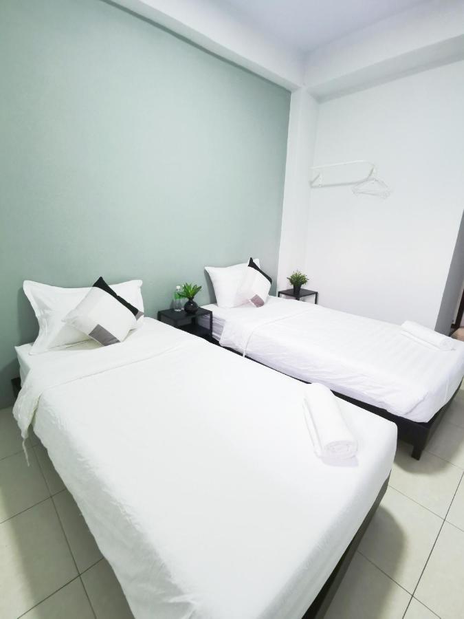 Gurney Coast Guest House By Sky Hive George Town Dış mekan fotoğraf